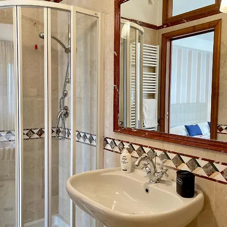 Mirage Dei Marmi Apartament *